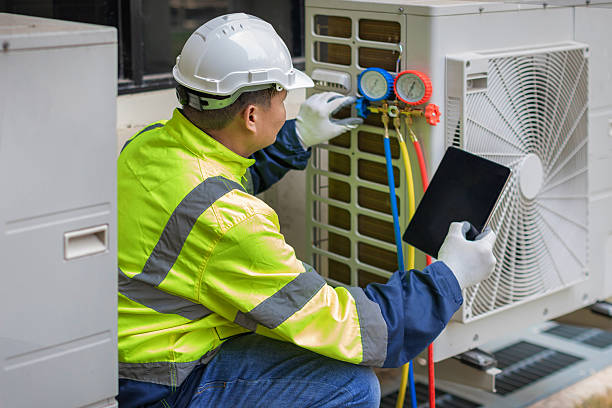 Professional Hvac Installation technician working in Bishop, TX